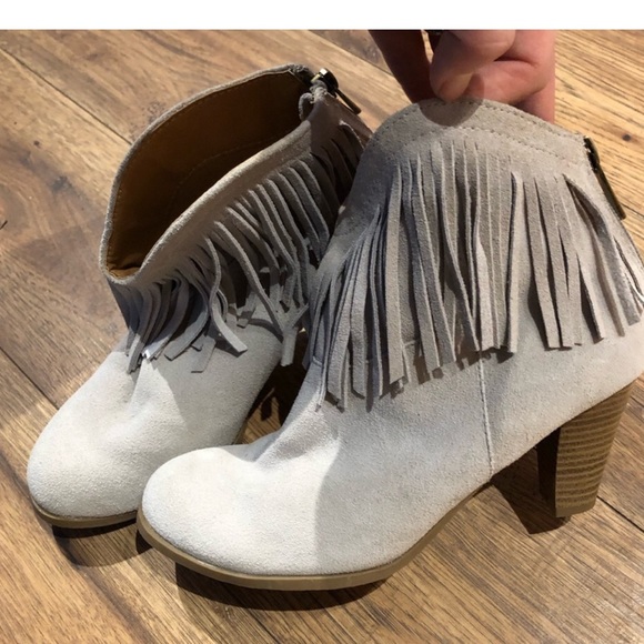 NWOT | Unbrand | Online Purchased From China | Size 6 - Picture 5 of 5